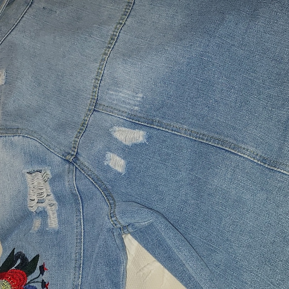 Cavalini embroidered distressed jean jacket - Picture 11 of 12